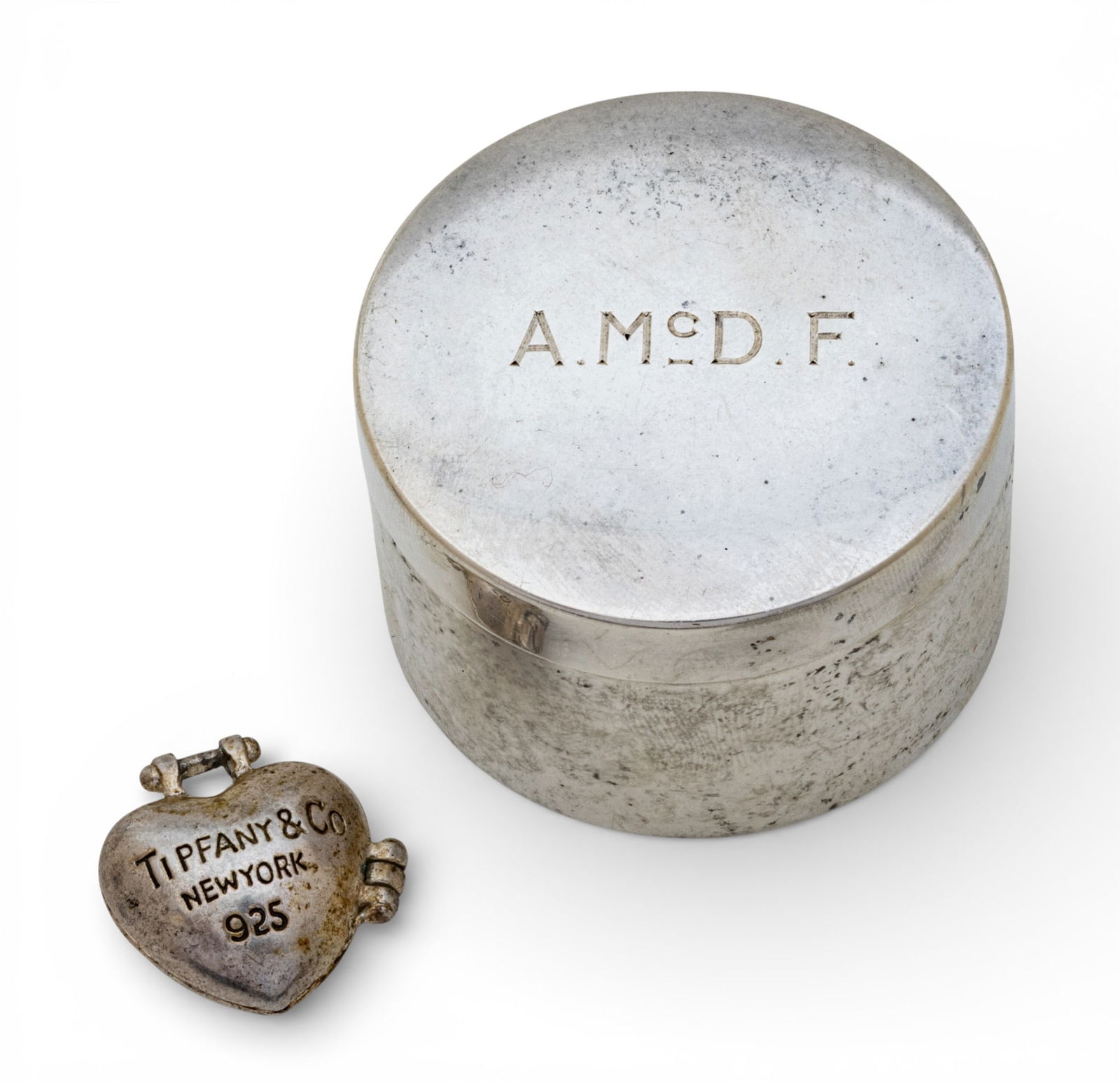 Black Starr & Frost Sterling Ring Box + Tiffany & C0 Sterling Heart Charm Dia. 1.8" 67 g 2 PCS (1 of 6)