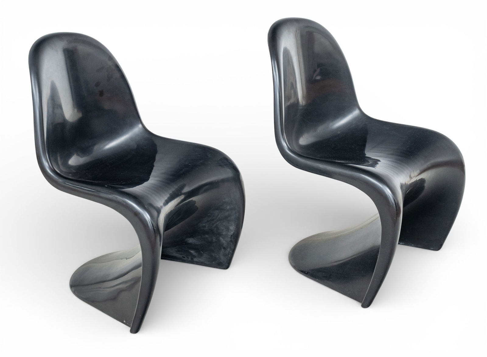 Verner Panton for Herman Miller Black Thermoplastic Polystyrene Panton "S" Chairs 1973, H 32.5" W (1 of 8)