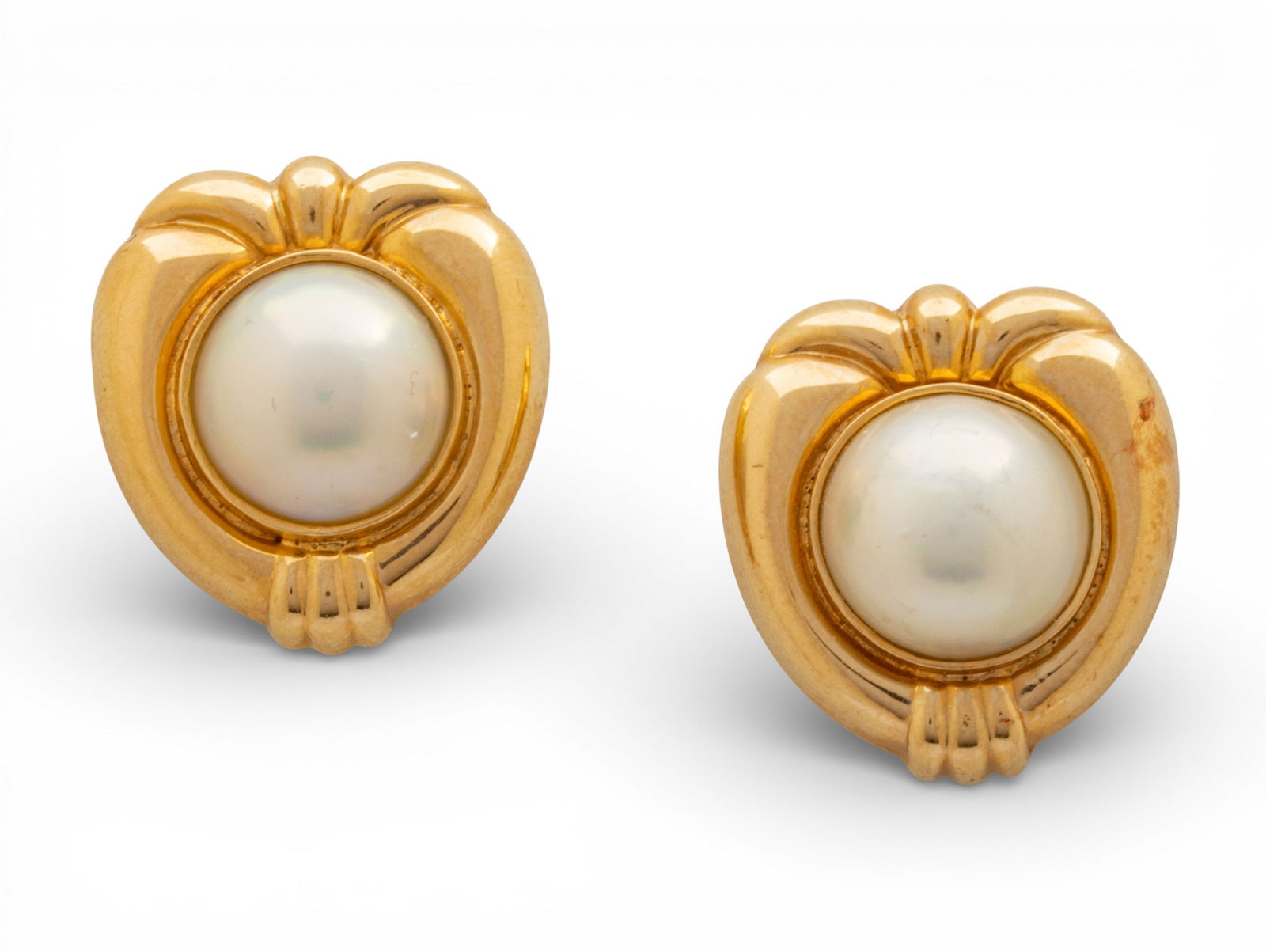 14k Yellow Gold Mabe Pearl Earrings 7.9 g 1 PAIR (1 of 6)