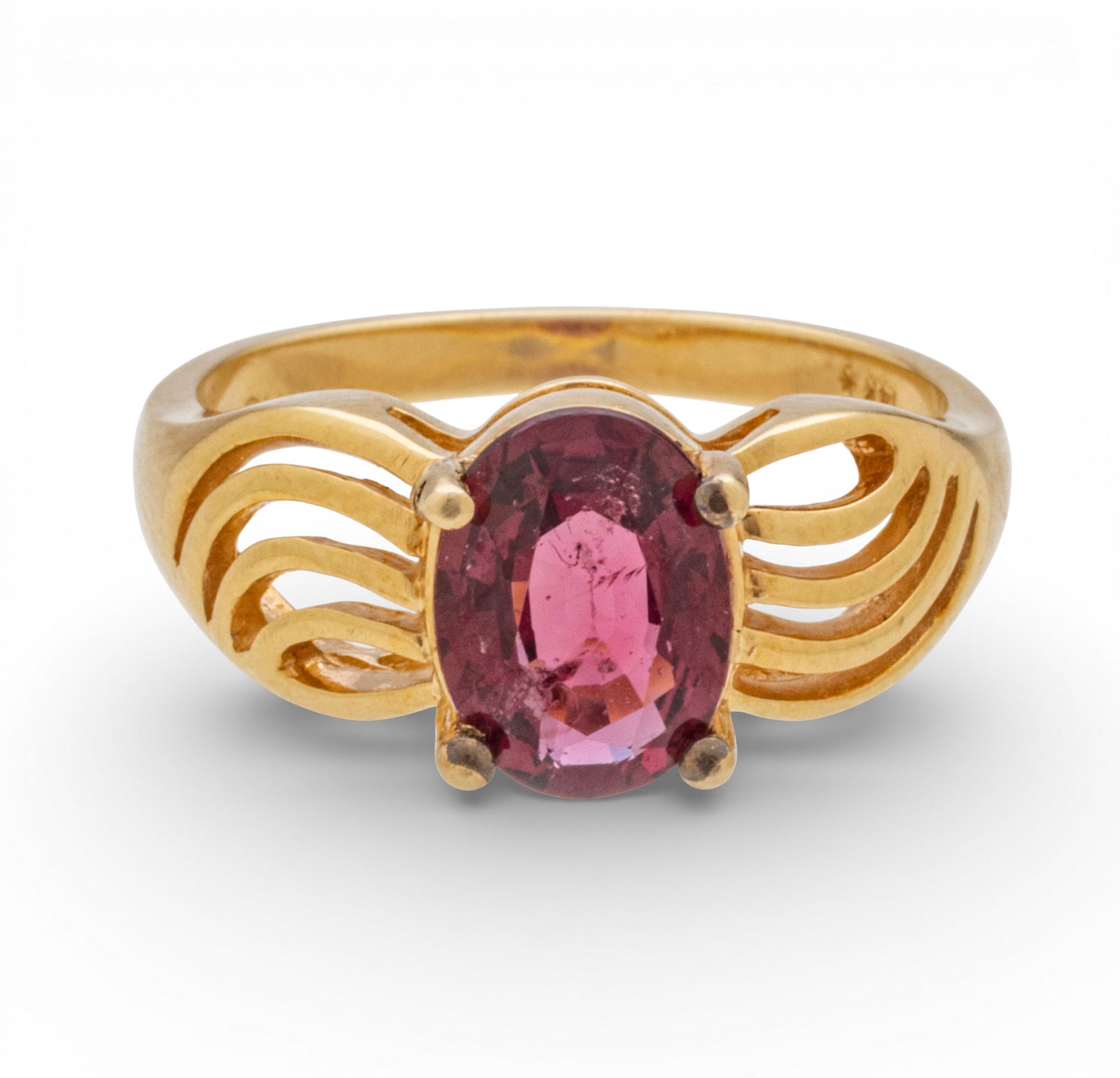 14k Yellow Gold and Red Spinel Ring Size 6.75 3.9 g: 14k Yellow Gold and Red Spinel Ring Size 6.75 3.9 g An oval-cut red spinel prong set in a 14k yellow gold ring. Marked 14k to the interior of the band. Provenance: Property from a private Clint