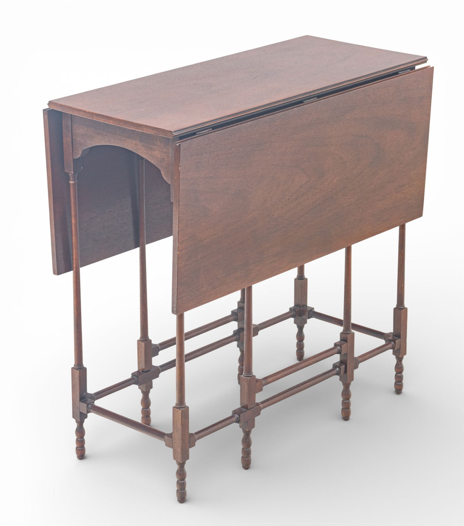 Baker Furniture Company Historic Charleston Collection Mahogany Gate Leg Table H 27.5" W 28" L 36" (1 of 7)