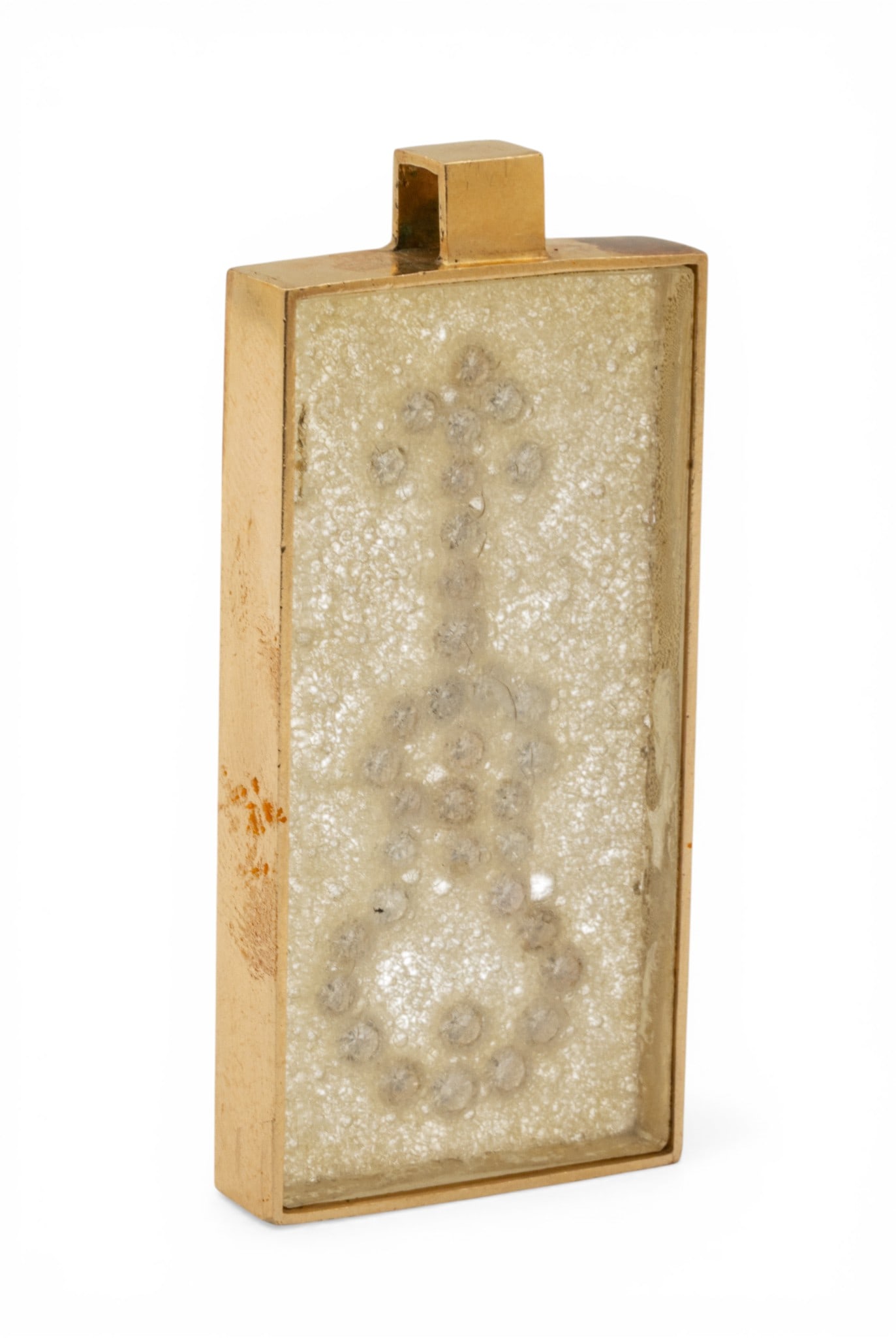 Arman (American/French, 1928-2005) 18K Yellow Gold and Diamond Pendant 'Violin', W 1" L 2": Arman (American/French, 1928-2005) 18K Yellow Gold and Diamond Pendant 'Violin', W 1" L 2" Signed "Arman ©". Thirty-five (35) full cut diamonds measuring 2.7-3mm at approximately .09ct each,