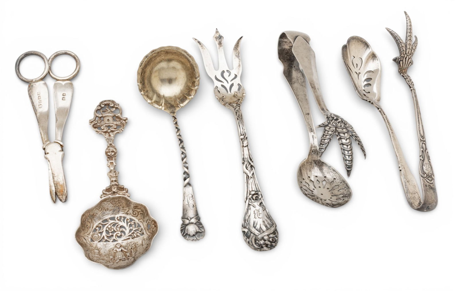 Sterling Silver Special Serving Pieces 10 t oz 6 PCS: Sterling Silver Special Serving Pieces 10 t oz 6 PCS William Durgin Co. sterling silver serving tongs, claw and pierced bowl 7". Gorham Chantilly sterling silver claw and drain tongs 6.2" period