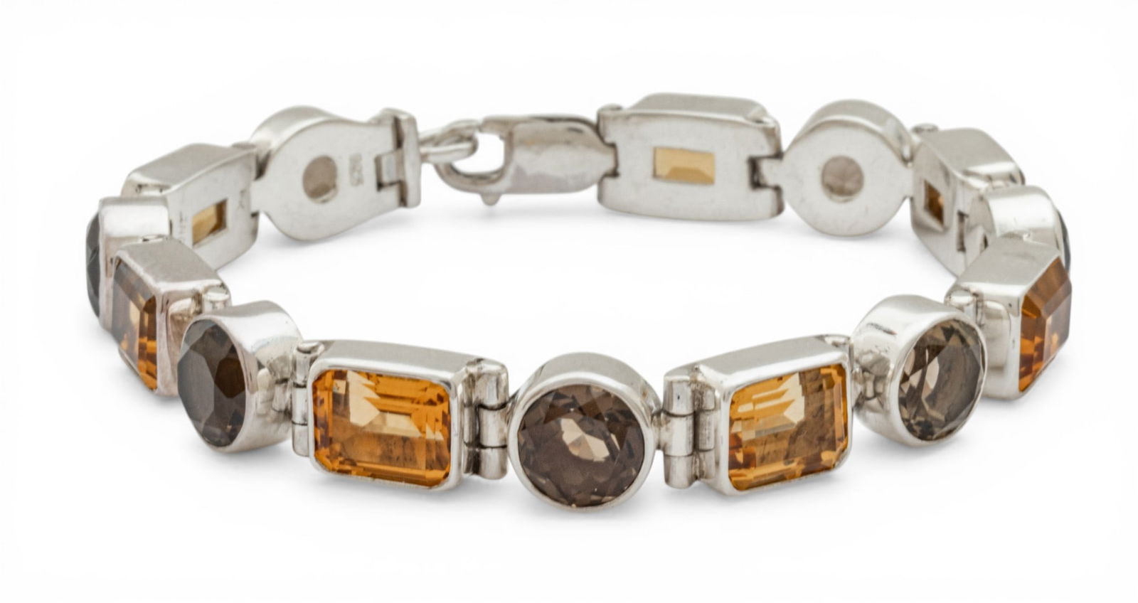 Sterling Silver Link Bracelet: 7 Citrine Stones 7 Bezel Set Quartz Stones L 6.5" 25 g 1 PC: Sterling Silver Link Bracelet: 7 Citrine Stones 7 Bezel Set Quartz Stones L 6.5" 25 g 1 PC Impressed 925. Well made. Dimensions: L 6.5" 25 g 1 PC