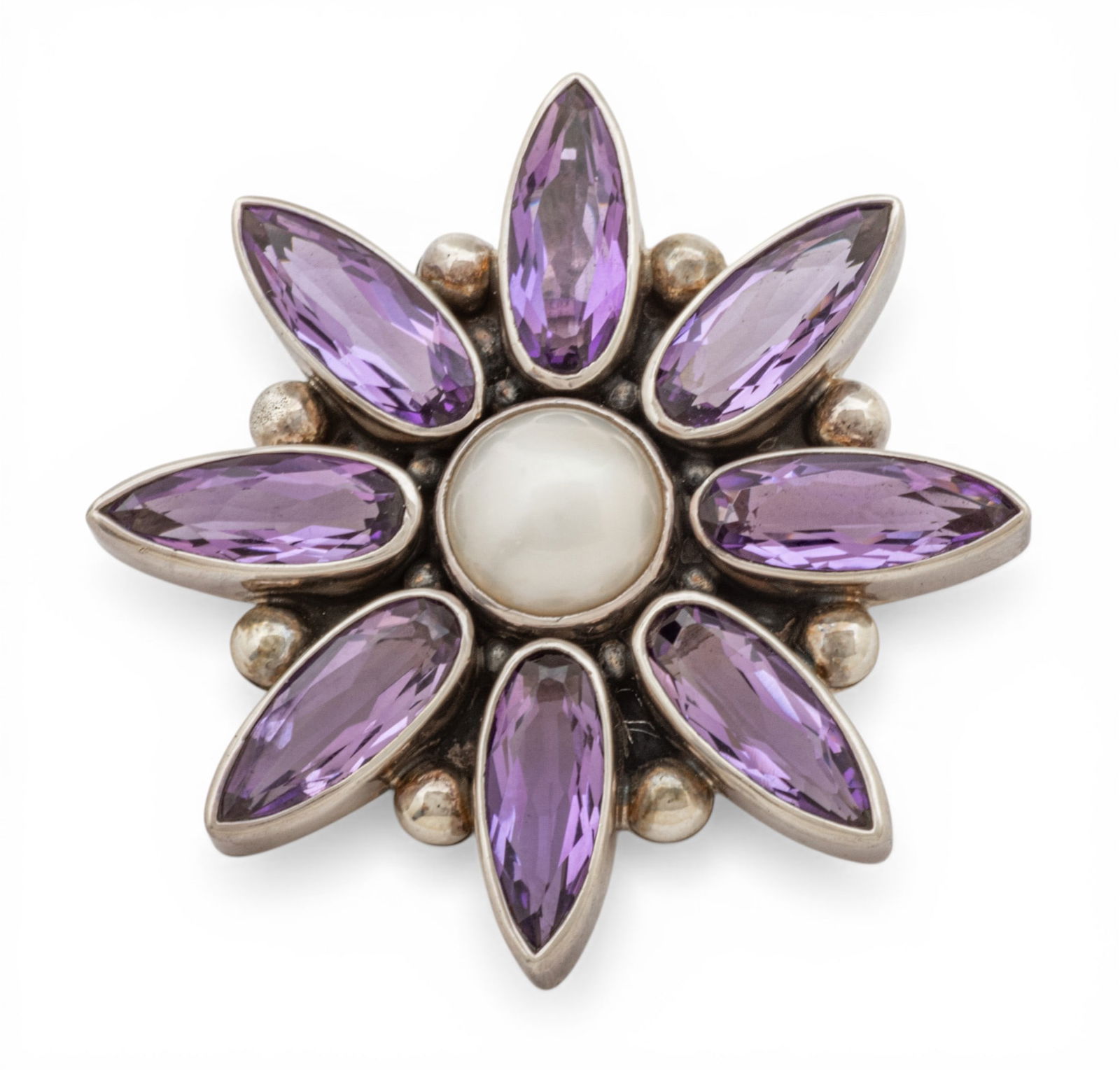 Sterling Silver Circular Pendant, 8 Amethyst Teardrops Dia. 1.8" 23 g 1 PC: Sterling Silver Circular Pendant, 8 Amethyst Teardrops Dia. 1.8" 23 g 1 PC Dimensions: Dia 1.8" 23 g 1 PC