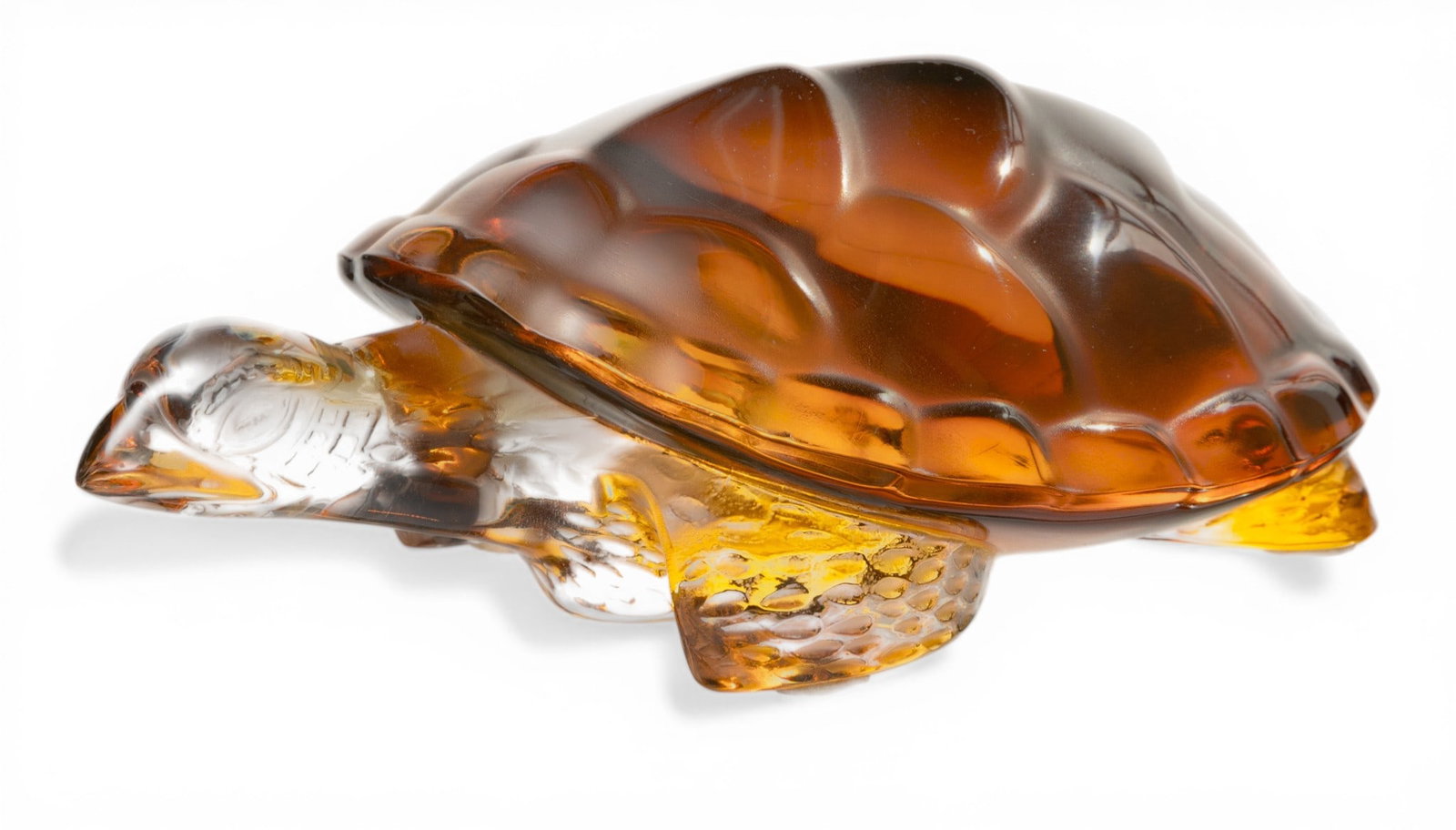 Lalique (France) Art Glass Turtle W 3.5" L 6": Lalique (France) Art Glass Turtle W 3.5" L 6" Signed. Amber to clear. Provenance: Property of a Troy, MI private collector Dimensions: W 3.5" L 6"