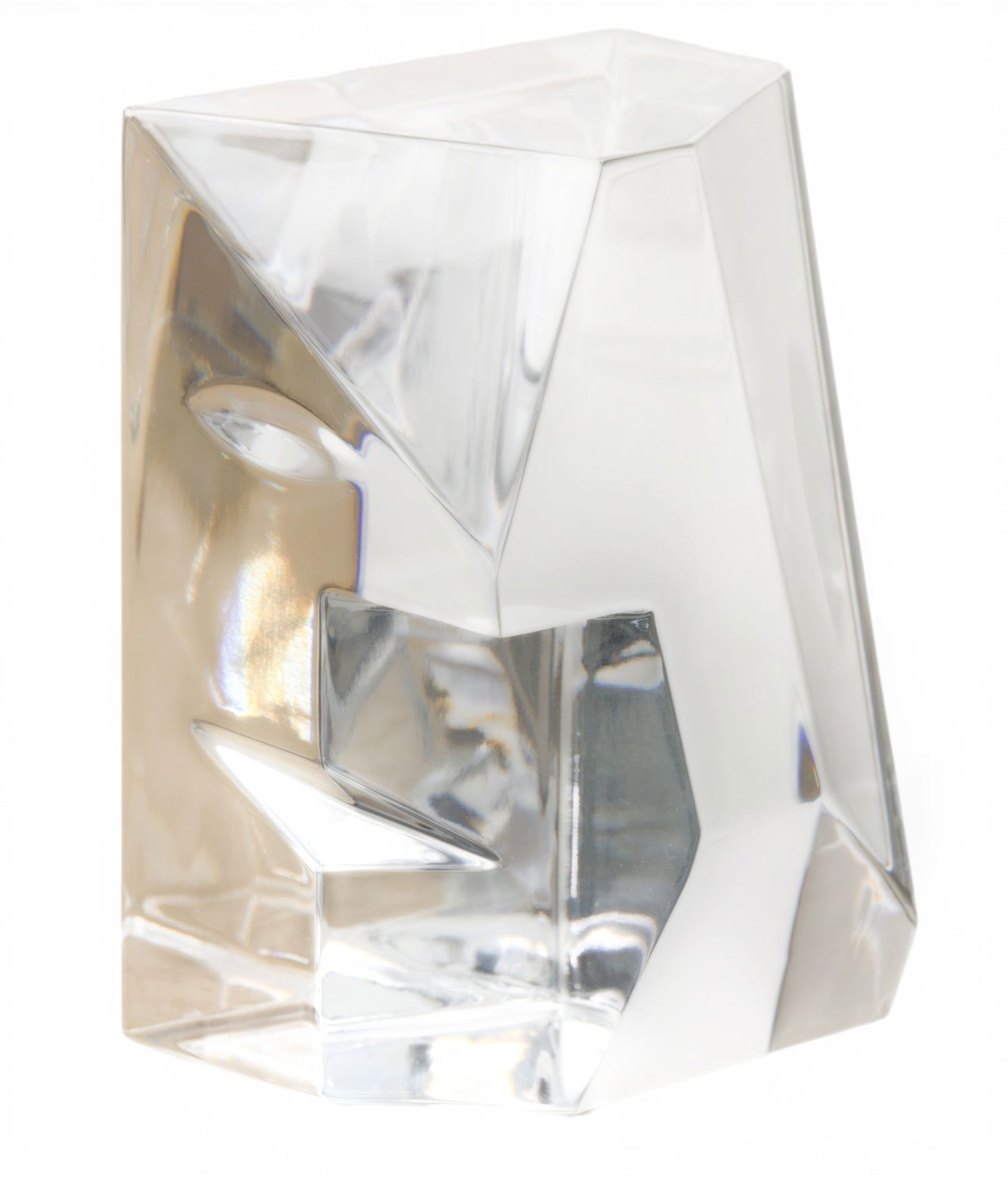 Orrefors (Swedish) Clear Crystal Modern "Diva" Sculpture H 4.7" W 3.7": Orrefors (Swedish) Clear Crystal Modern "Diva" Sculpture H 4.7" W 3.7" Modern. Appears to be an angular profile. Provenance: Property of a Troy, MI private collector Dimensions: H 4.7" W 3.7"