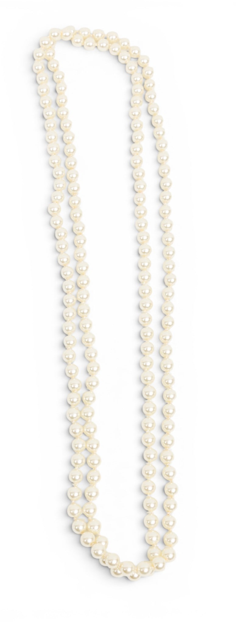 Opera Length Pearl Single Strand Necklace L 30": Opera Length Pearl Single Strand Necklace L 30" Well-matched hand knotted pearls. Includes Tiffany & Co. dust cover. Provenance: From the Estate of Frank Isbey, by descent through his family. Dime