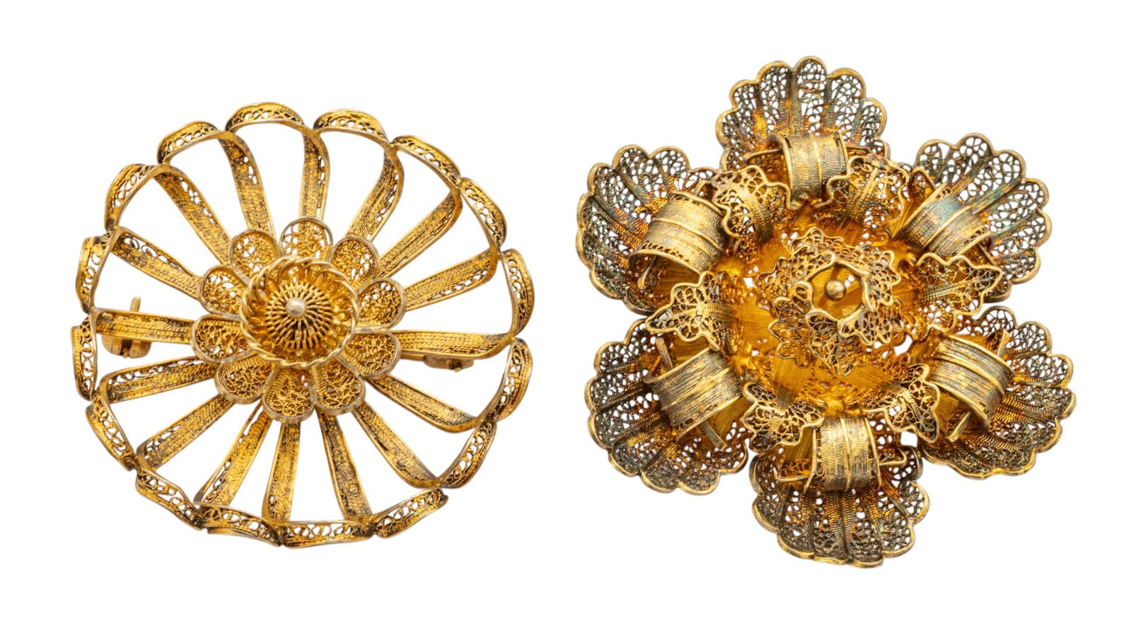 Italy Silver Vermeil Round Brooches W 1.7" 20 g 2 PCS (1 of 5)