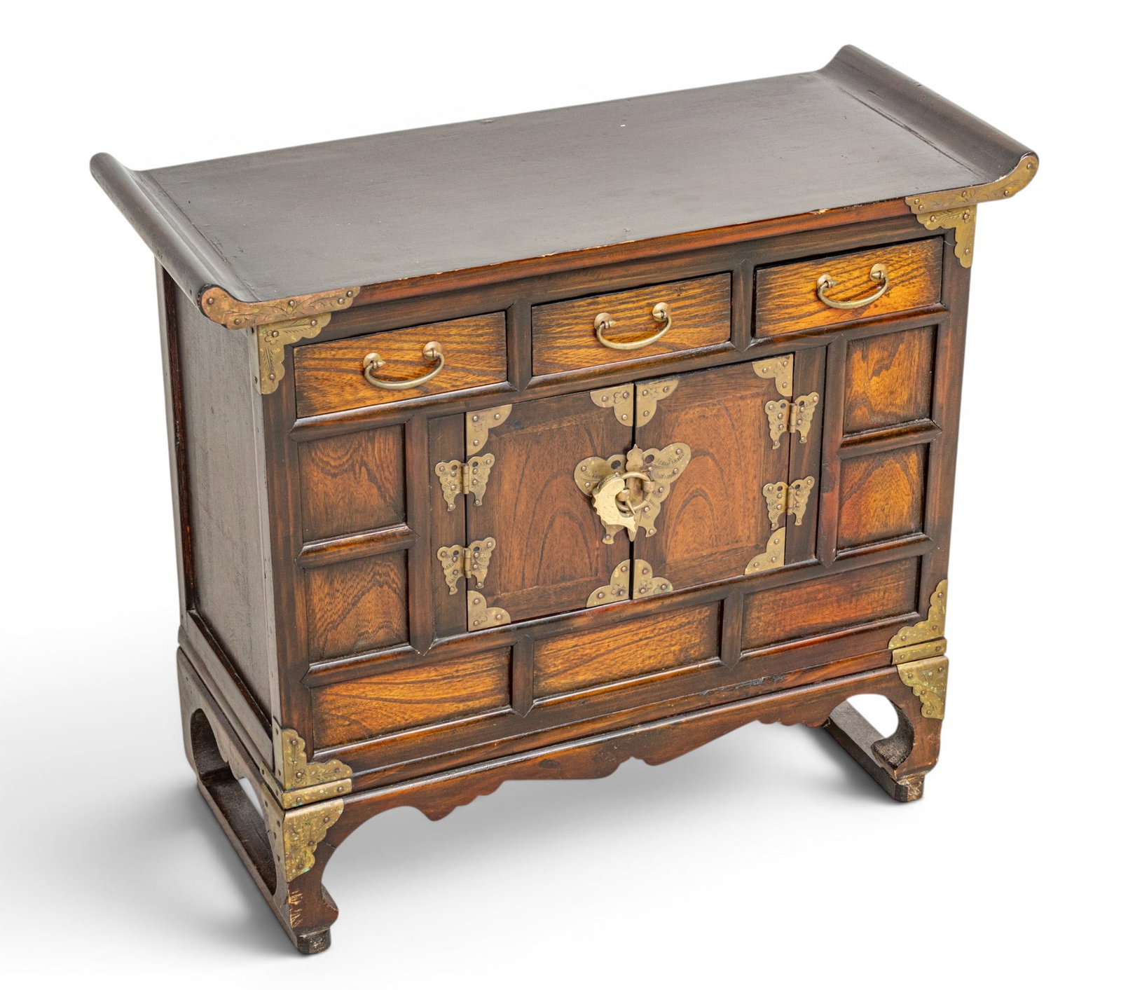 Korean Small Low Chest Raised on Short Legs, H 22 ", W 25" (1 of 7)