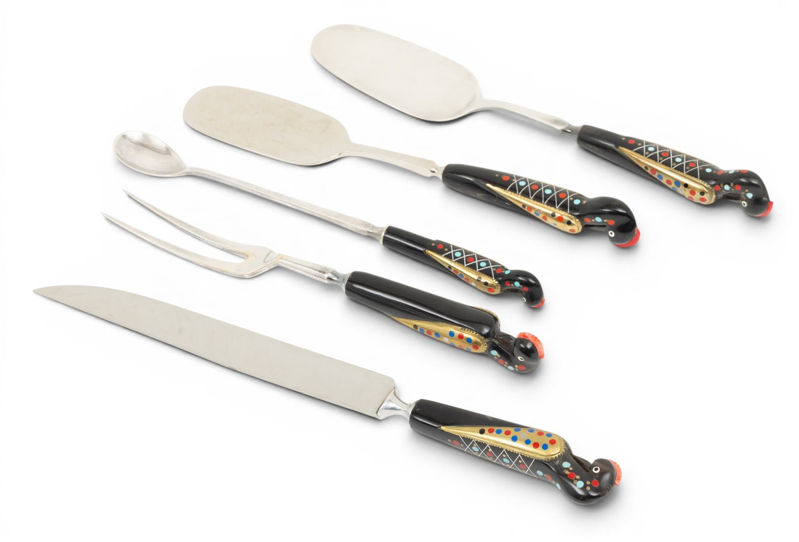Lebanese Jizzine Carved Goat's Horn and Inlaid Cutlery 5 PCS: Lebanese Jizzine Carved Goat's Horn and Inlaid Cutlery 5 PCS A set of Labanese Jezzine inlaid serve ware, hand crafted cutlery set, having distinct bird-form handles inlaid with brass and colored