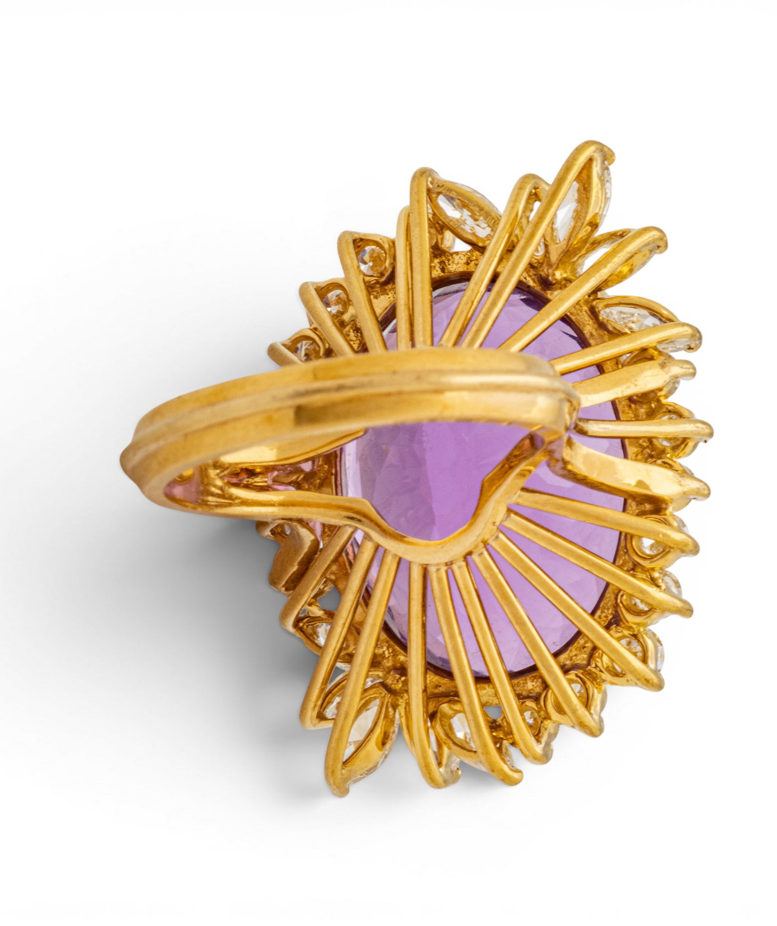 18k Yellow Gold, Amethyst, and Diamond Cocktail Ring Size 6.5 16.1 g - 9