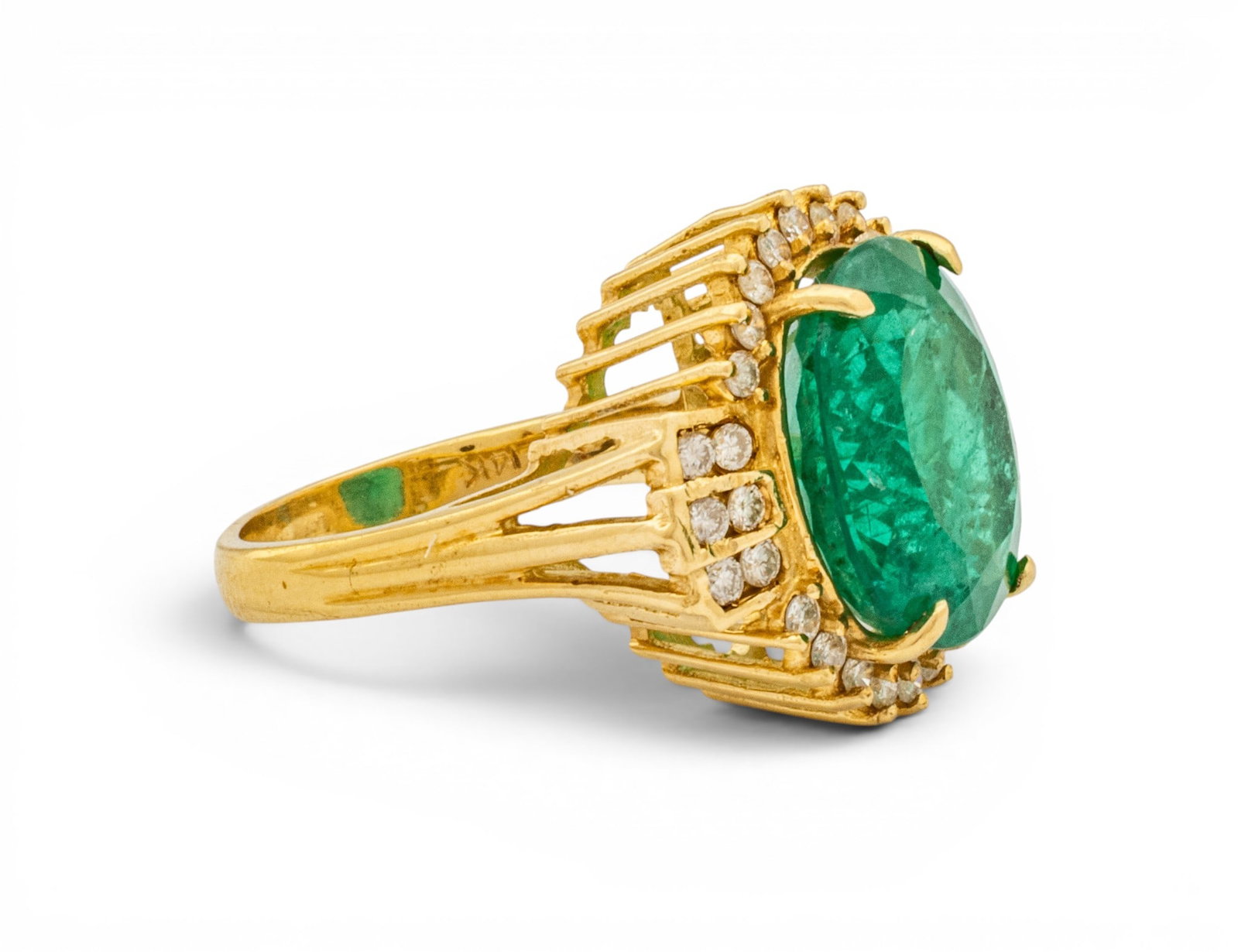 14k Yellow Gold, Emerald, and Diamond Cocktail Ring Size 6.5 8.7 g - 4
