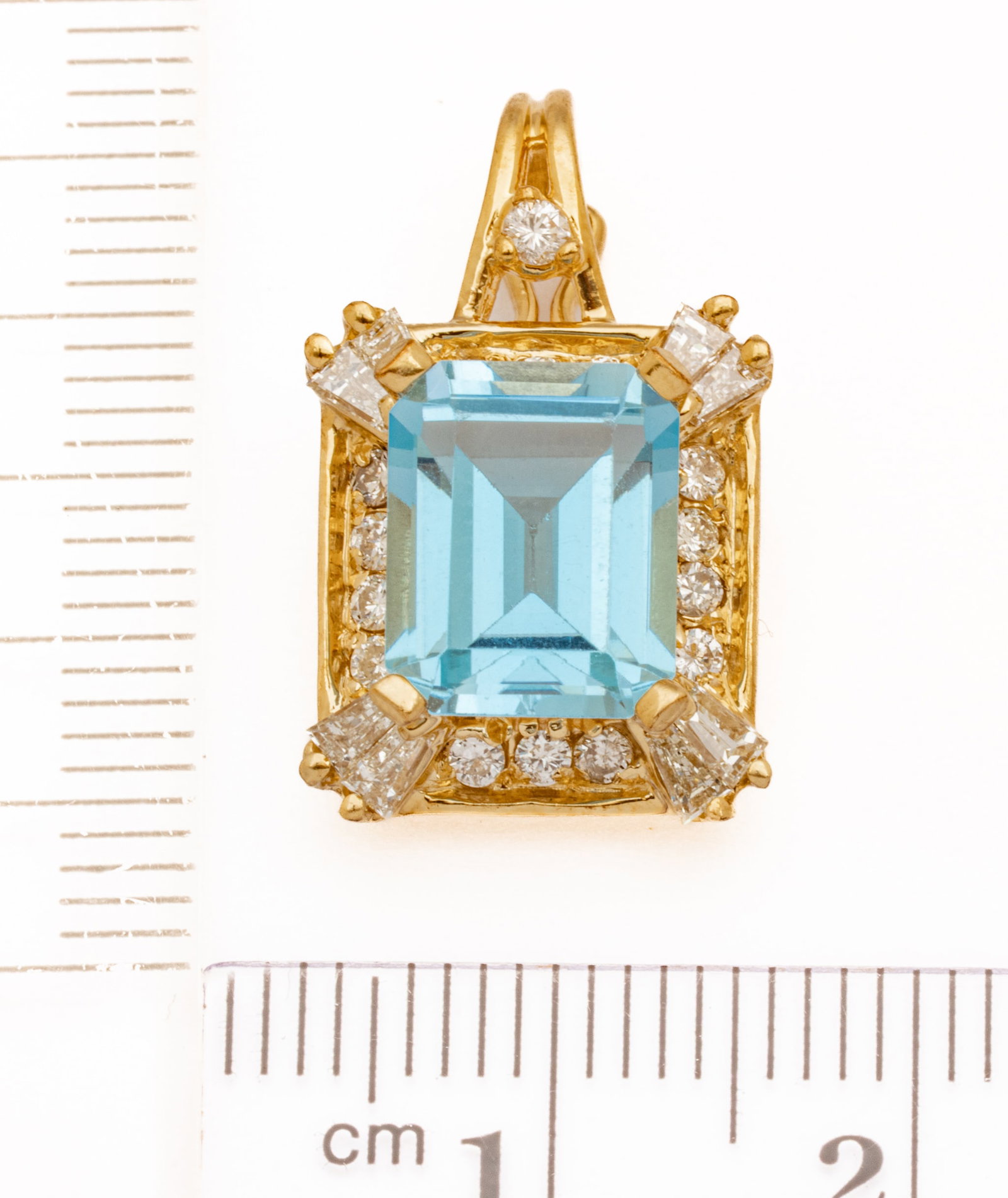 14k Yellow Gold, Blue Topaz, and Diamond Pendant H 1" 4.3 g - 2