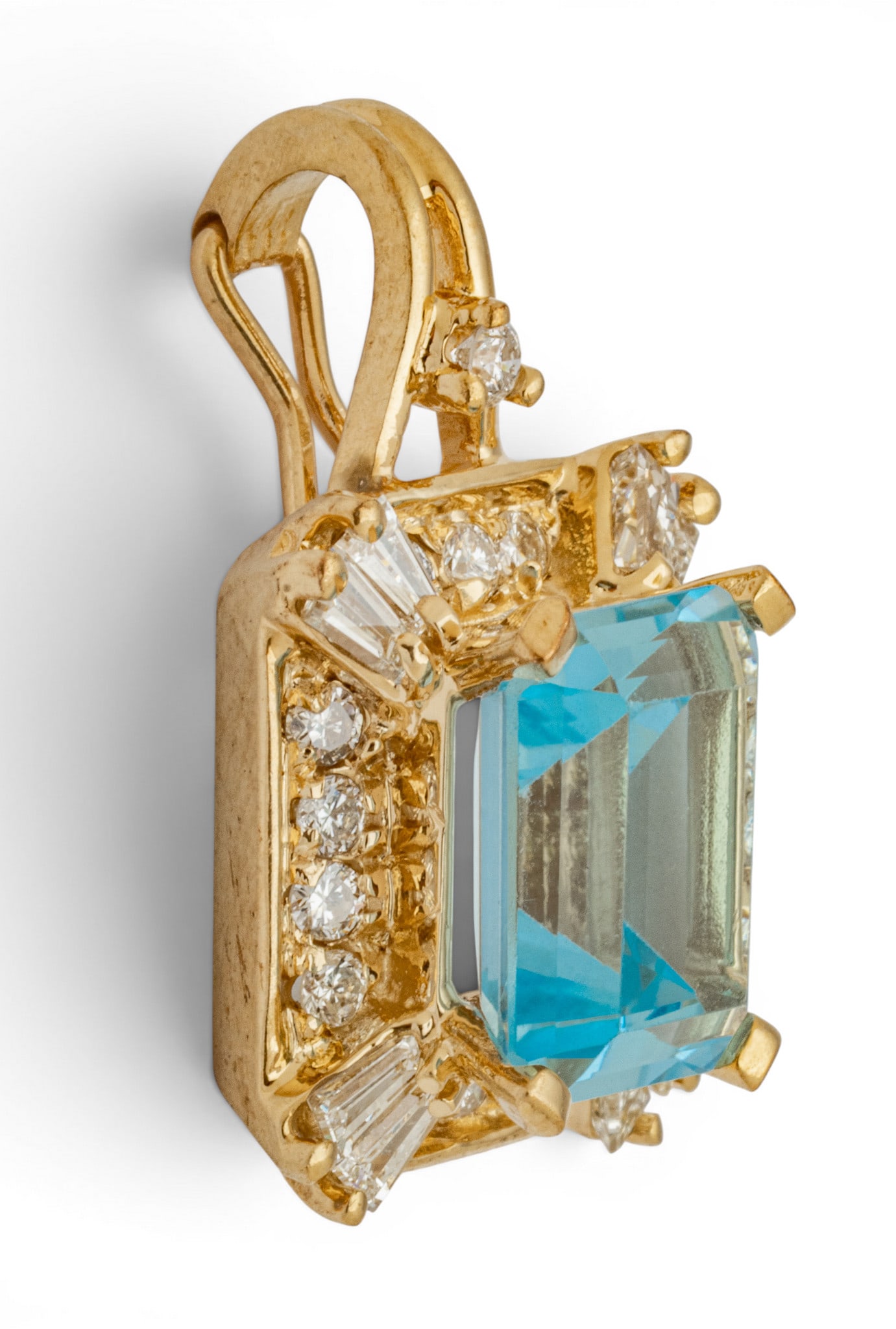 14k Yellow Gold, Blue Topaz, and Diamond Pendant H 1" 4.3 g - 4