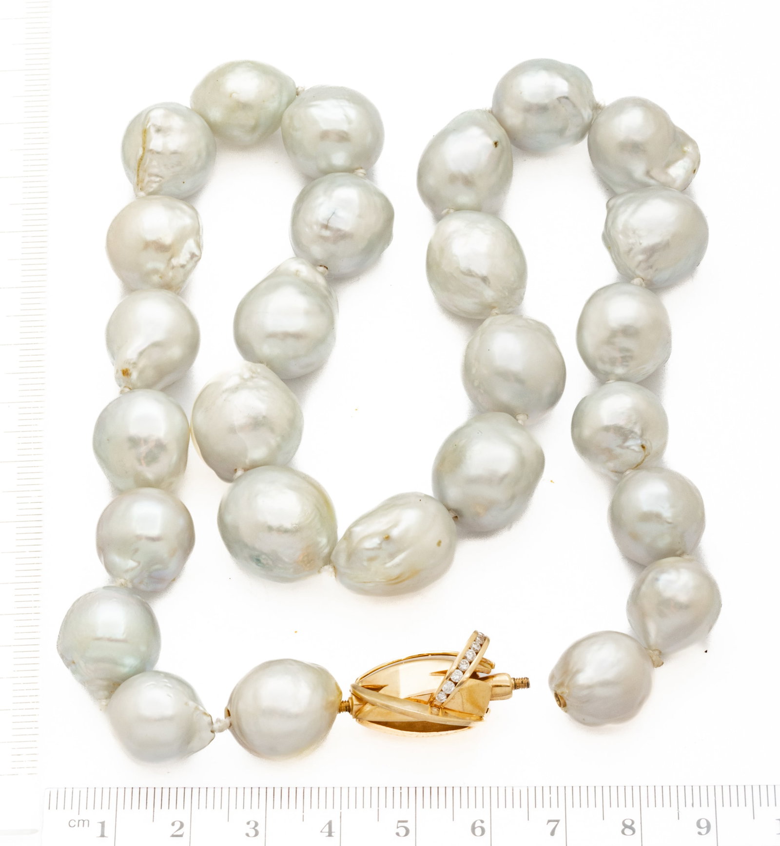 14k Yellow Gold and Diamond Clasp, Baroque South Sea Pearl Necklace L 20" - 2