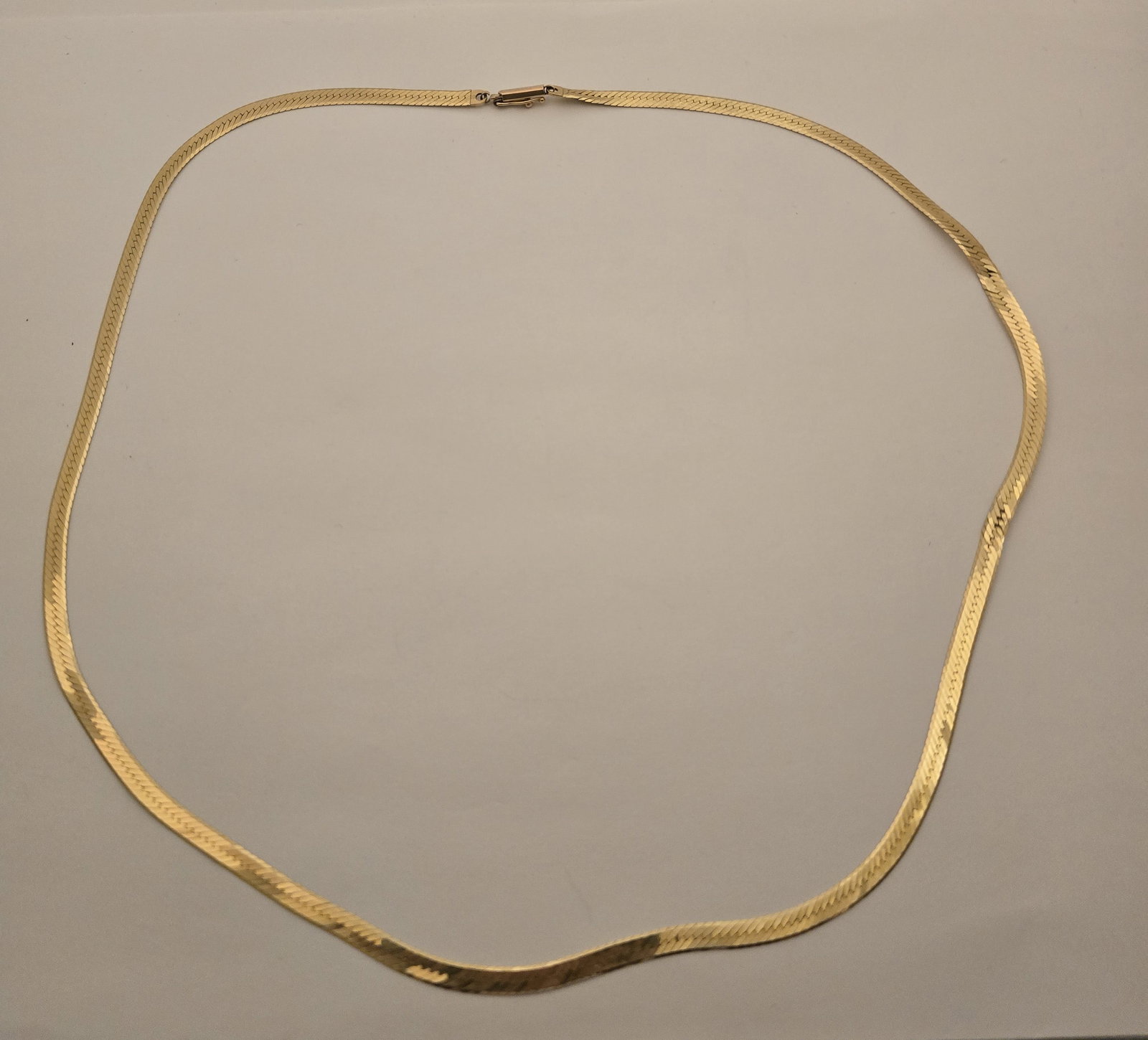Italian 14k Yellow Gold Herringbone Chain Necklace L 24" 13.2 g (1 of 2)