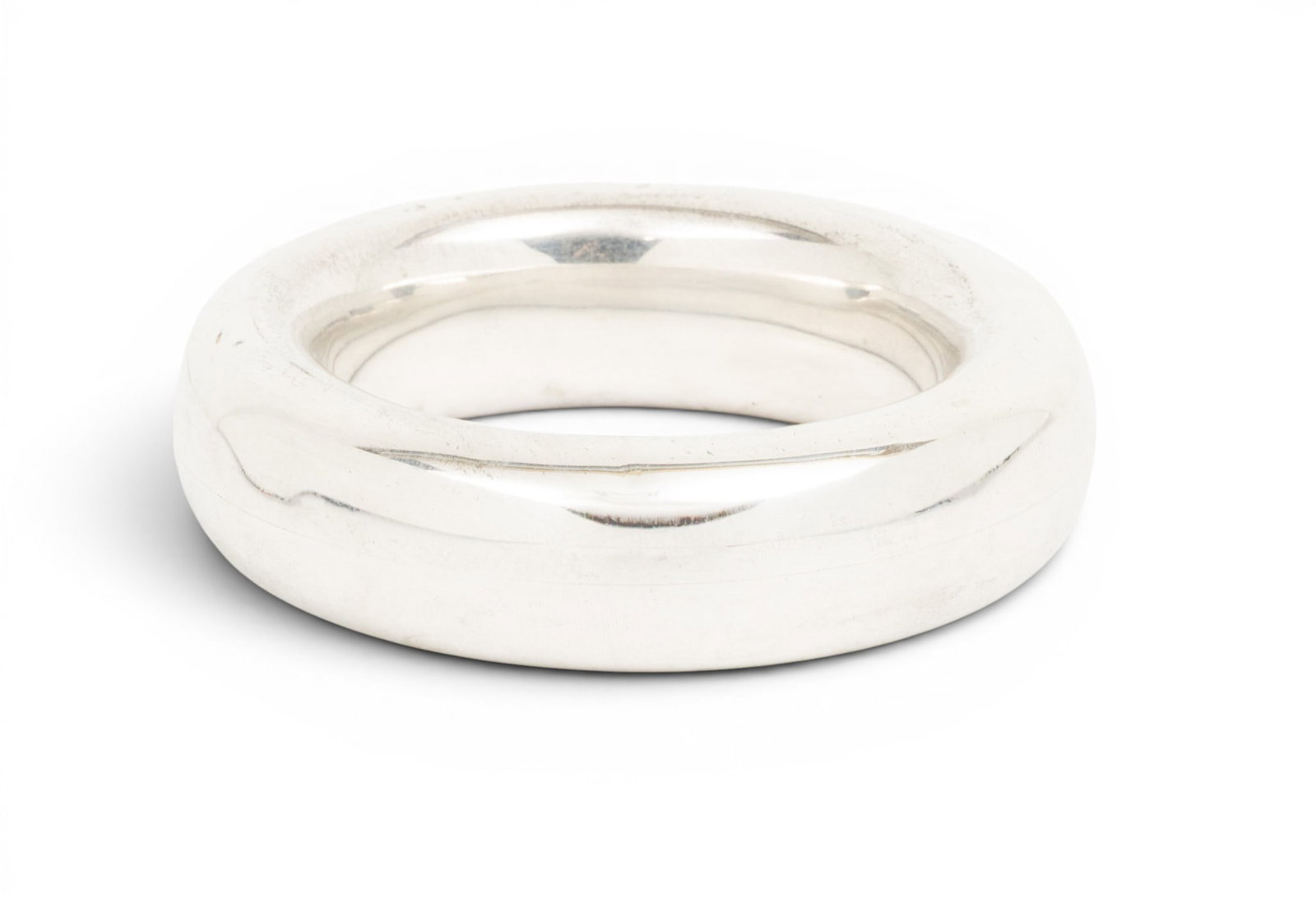 Elsa Peretti (Italian, 1940-2021) for Tiffany & Co. Sterling Silver 'Doughnut' Bracelet Dia. 3.5" (1 of 3)