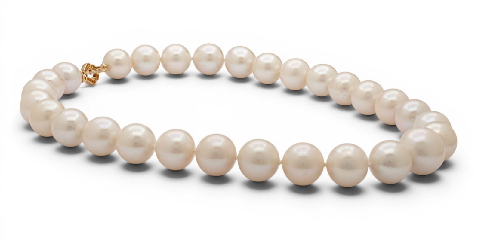 14k Yellow Gold and Diamond Clasp, Cultured Pearl Necklace L 16" 102.2 g - 5