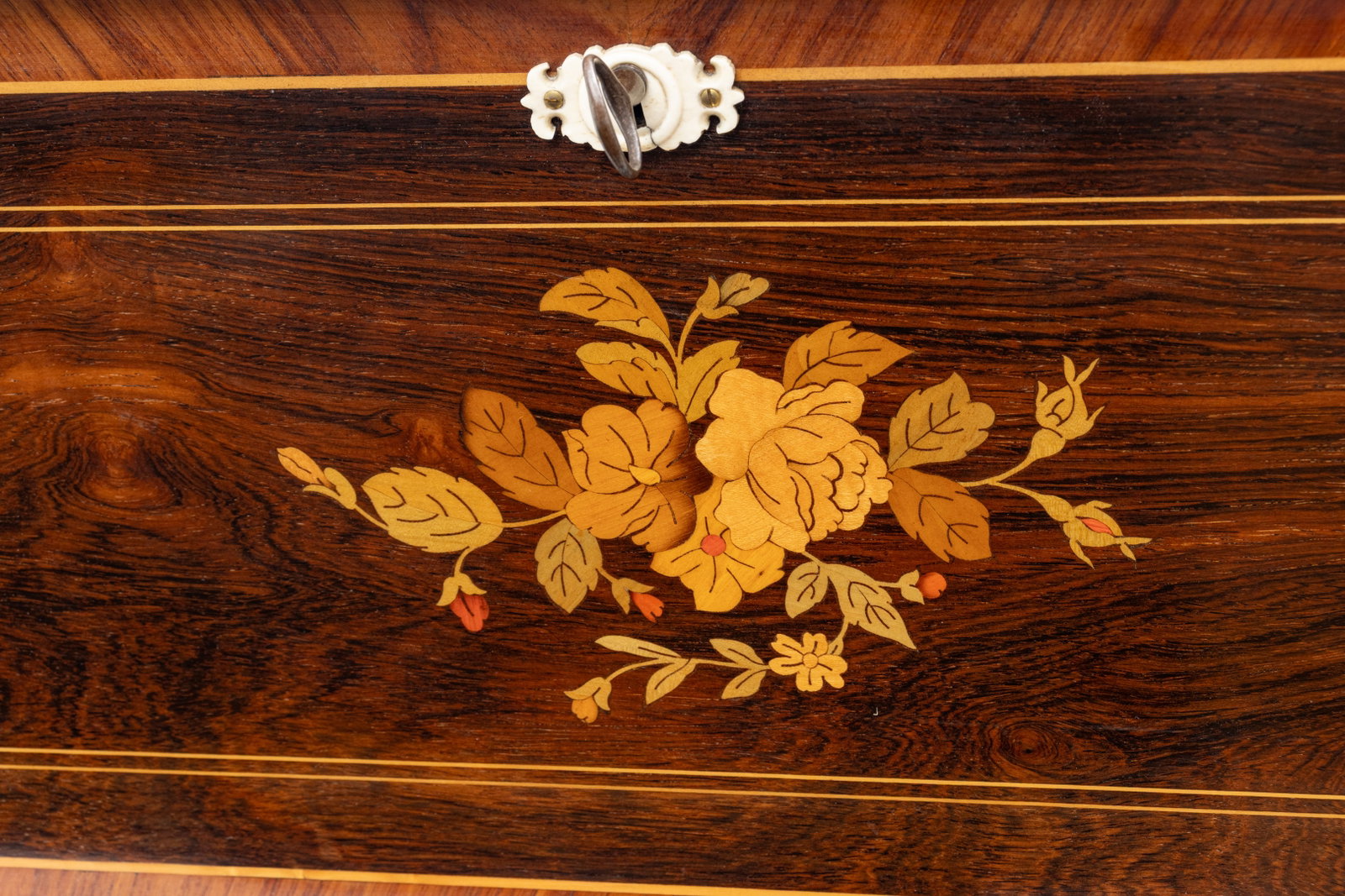 Swiss Victorian Rosewood and Marquetry Table Top Cylinder Music Box with Automata 1875-1895, - 15