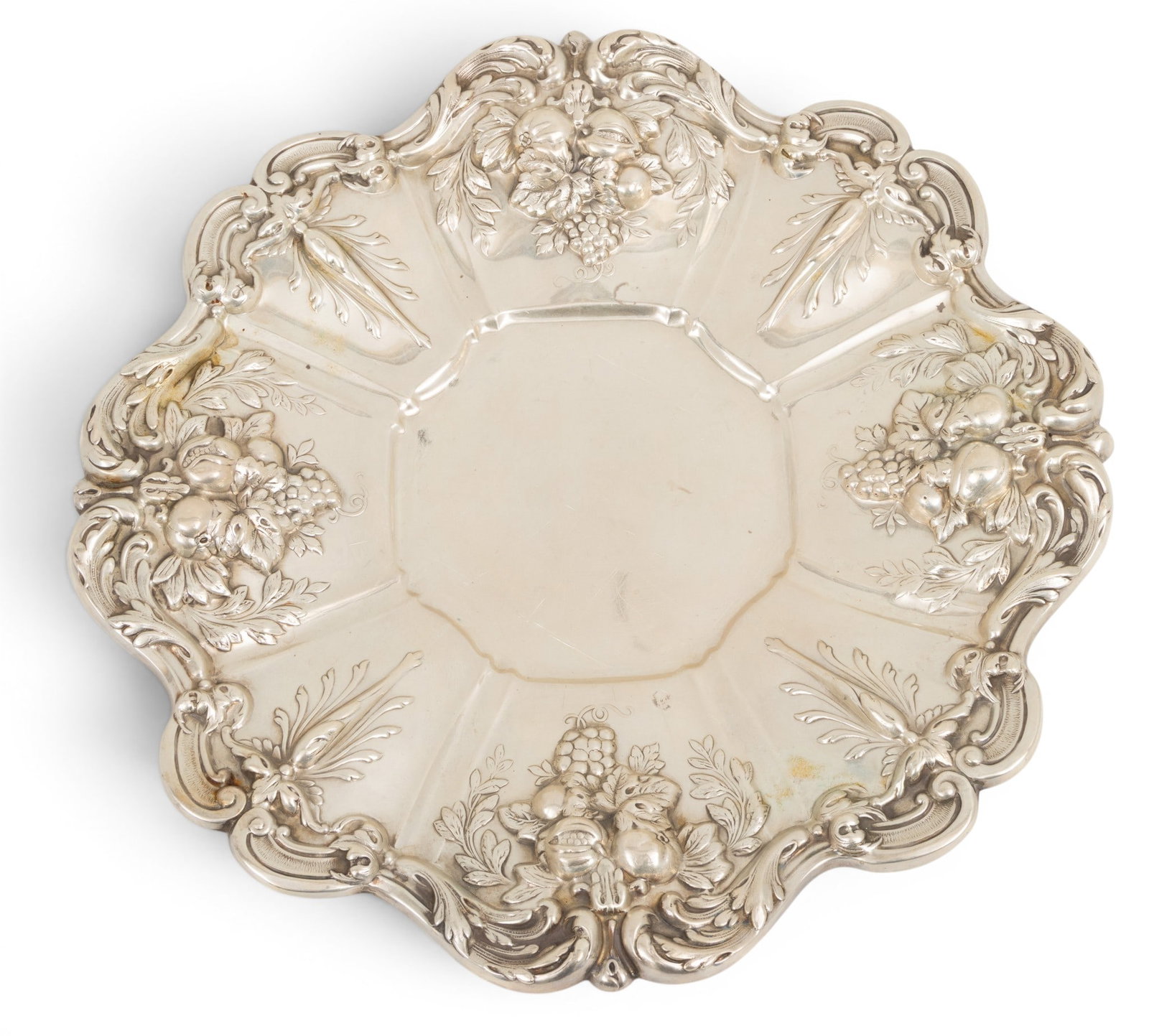 Reed and Barton Sterling Silver Bread Plate 'Francis I Pattern', Dia. 11" 18 t oz (1 of 4)