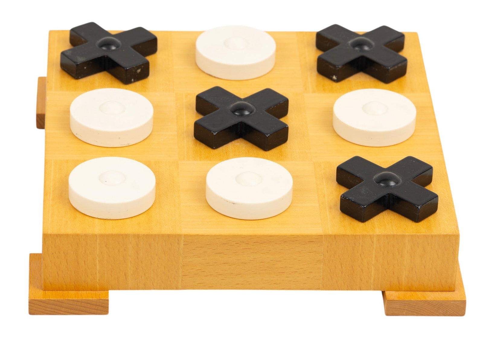 Michael Graves (American, 1934-2015) Postmodern Tic-Tac-Toe Set, Ca. 2001, H 1.75" W 8.5" Depth 8.5": Michael Graves (American, 1934-2015) Postmodern Tic-Tac-Toe Set, Ca. 2001, H 1.75" W 8.5" Depth 8.5" With a three-by-three playing board. With five white round pieces and four black x-from pieces. Pro