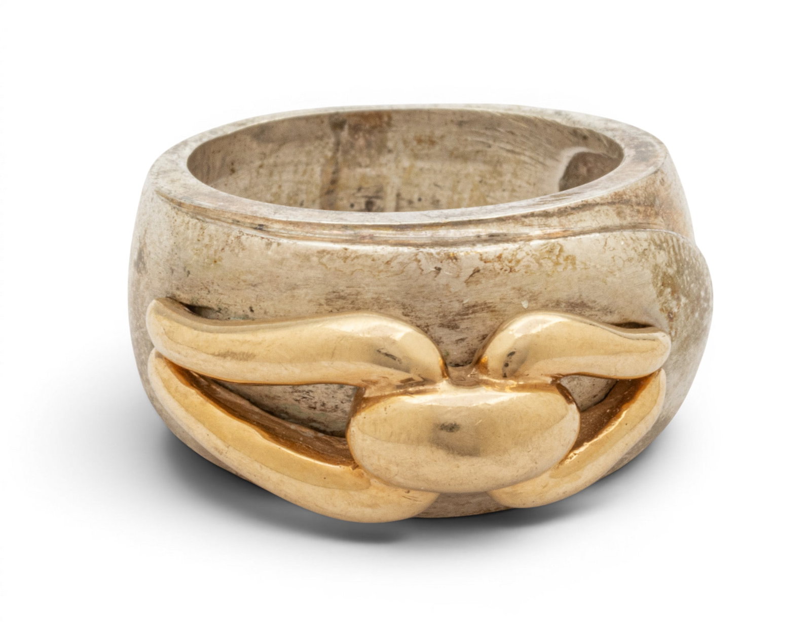 14K Yellow and White Gold Band, Size 9 14 grams 1 PC: 14K Yellow and White Gold Band, Size 9 14 grams 1 PC Yellow gold design on white gold band. Impressed 14K and "LARTM". Provenance: Property from the estate collection of June Pertner, jewelry and deco
