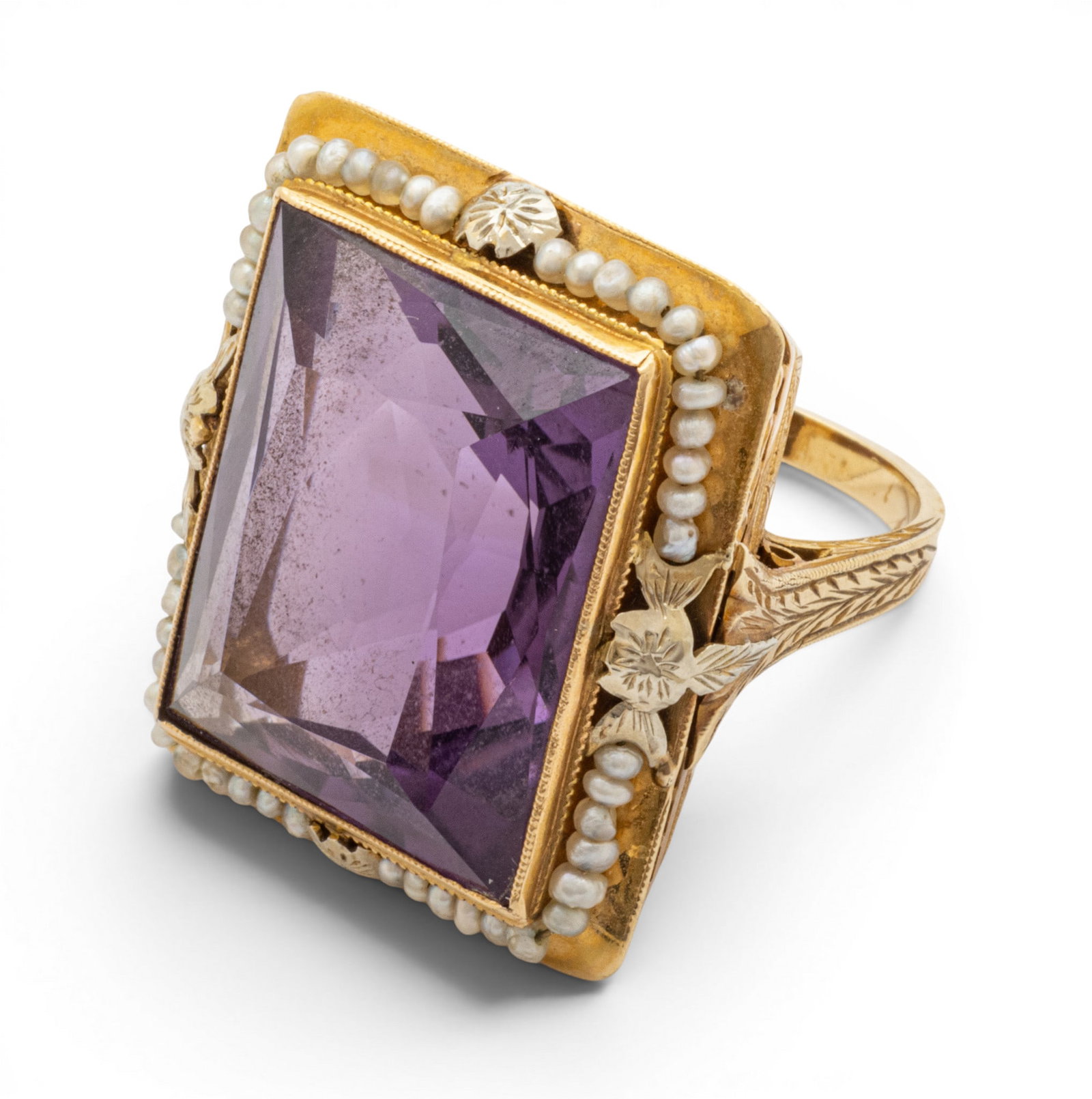 Amethyst, Pearl and 14K Gold Ring, Size 7 1/2 18 grams 1 PC (1 of 9)