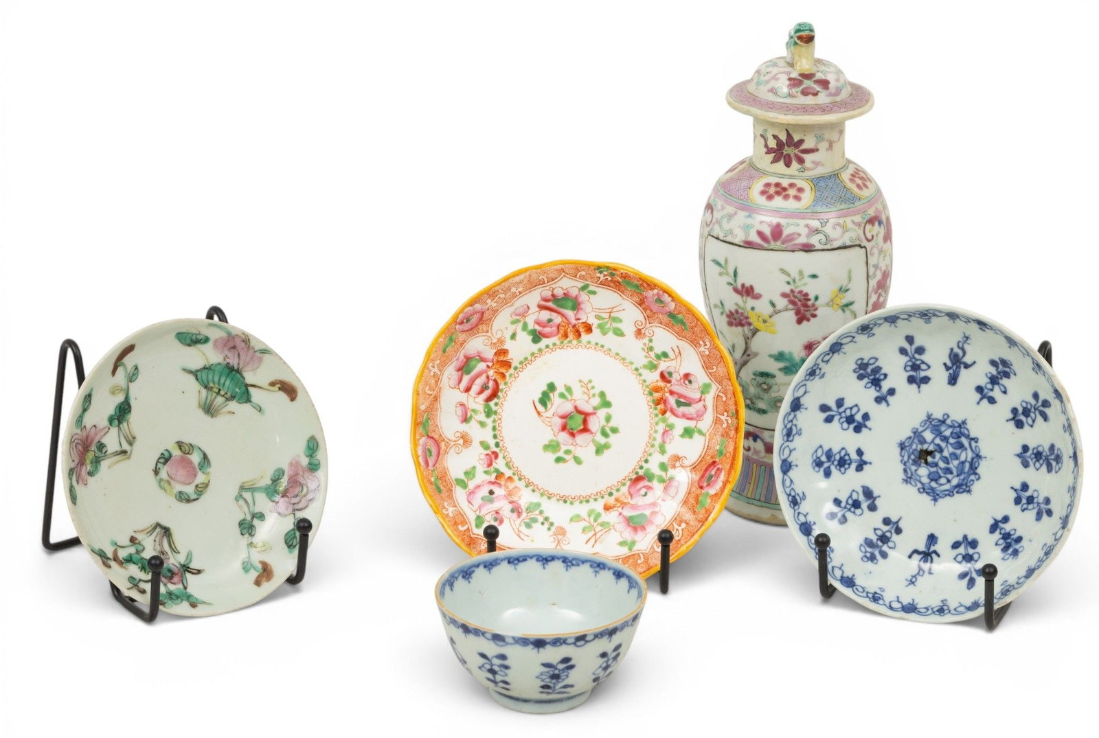 Chinese Porcelain 5 PCS: Chinese Porcelain 5 PCS (1.) A covered vase with foo lion finial. (2.) A blue and white dish with floral design. (3.) A blue and white cup with floral design. (4.) A light ground with green and 