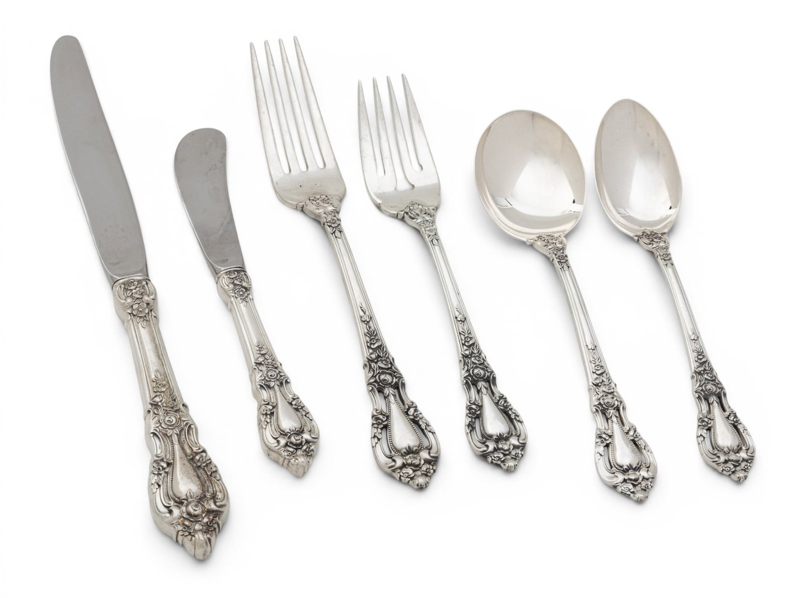 Lunt Sterling Co. (American, Est. 1902) Sterling Silver Flatware 'Eloquence Pattern', 94.2 t oz 90 (1 of 10)
