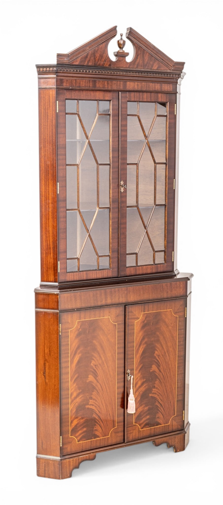 American Federal Style Mahogany Corner Cabinet 1960, H 78" W 36" Depth 26" (1 of 8)