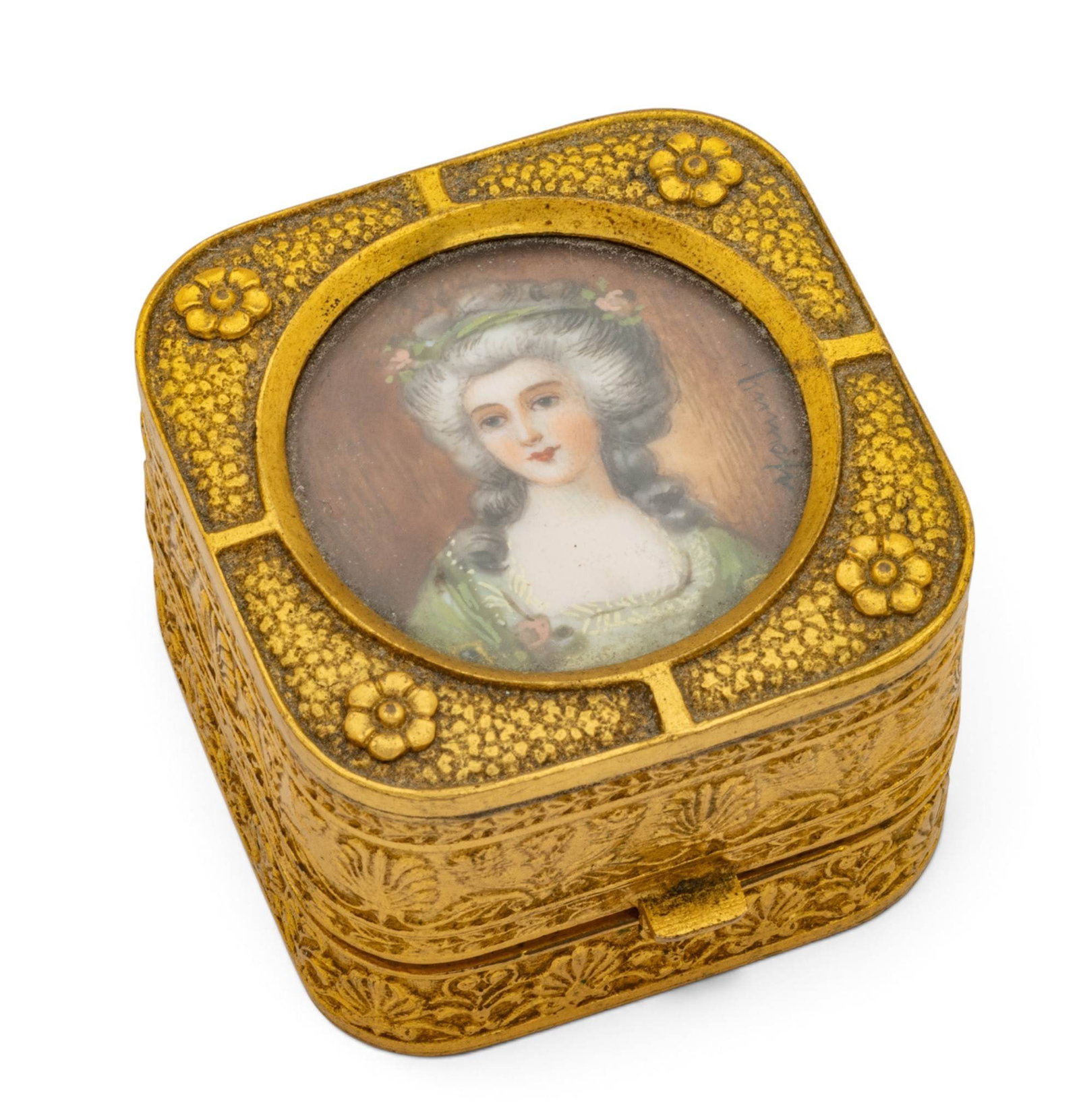 French Made Charles Warren Ring Box, Portrait Miniature on Cover H 1.2" W 1.7" L 1.7" 2.3 t oz: French Made Charles Warren Ring Box, Portrait Miniature on Cover H 1.2" W 1.7" L 1.7" 2.3 t oz Hand painted portrait of elegant lady on cover is signed. Box is stamped "France". Interior