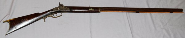 KENTUCKY PERCUSSION CAP RIFLE .36 CAL.: KENTUCKY, PERCUSSION CAP RIFLE, .36 CAL., L 36" BBL.: Approximately .38 Cal., 36 1/2'' octagonal barrel, percussion cap, double set trigger, brass hardware, no inlays, plain wood ramrod. Marked: "W. H