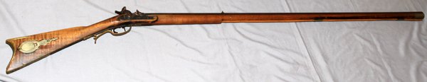 KENTUCKY FULL STOCK PERCUSSION CAP RIFLE .32 CAL: KENTUCKY, FULL STOCK, PERCUSSION CAP RIFLE, .32 CAL., C1840'S, L 46" BBL: Approximately .32 Cal., 46'' octagonal barrel, double set trigger, brass round style patch box, wood ramrod. Marked: "N. CLEME