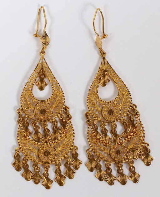 22kt Gold Saudi Arabian Chandelier Earrings