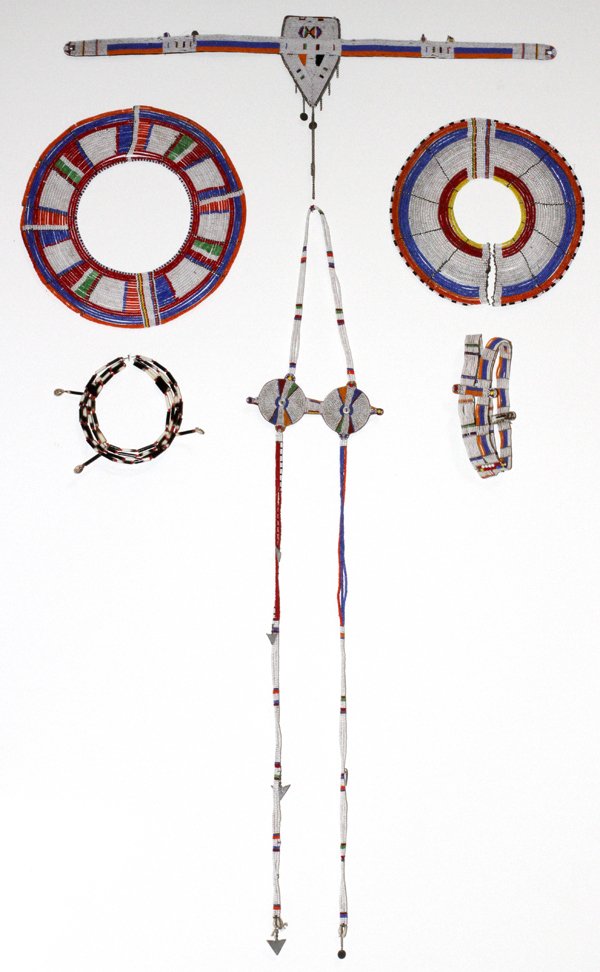 AFRICAN MASAI BEADWORK & PORCUPINE QUILL COLLARS: AFRICAN MASAI BEADWORK AND PORCUPINE QUILL COLLARS AND NECKLACES, SIX PIECES: