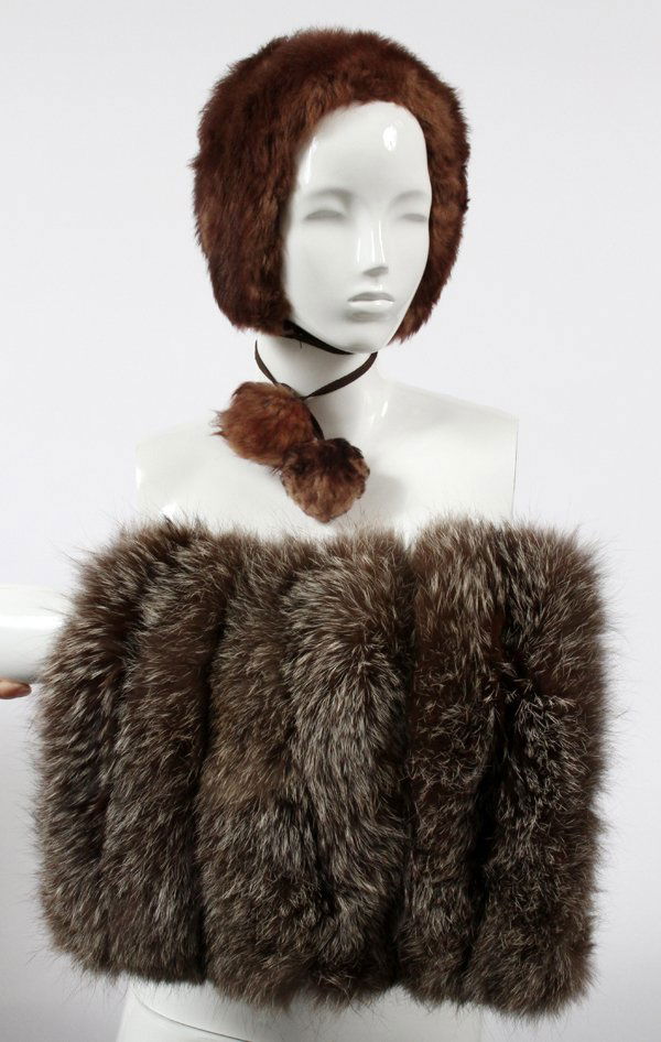 SILVER TIPPED FOX FUR HAND MUFF, ICE SKATING CAP: SILVER TIPPED FOX FUR HAND MUFF & FOX FUR ICE SKATING CAP: Including 1 silver tipped fox hand muff with brown ruched satin backing and lining, with interior zippered pocket, L.13" x 12", and 1 brown f