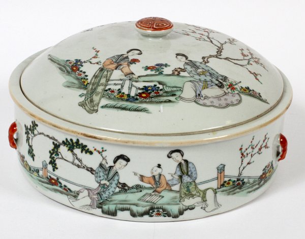 CHINESE PORCELAIN COVERED CASSEROLE DISH C. 1900: CHINESE PORCELAIN COVERED CASSEROLE DISH, C. 1900, DIA 9":Hand decorated with scenes of figures in a landscape. Marked "China" at underside in red. Circa 1900. Measuring DIA 9".