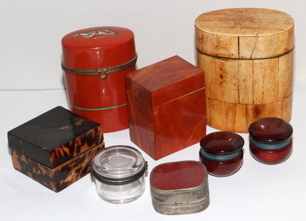 DECORATIVE BOXES EIGHT: DECORATIVE BOXES, EIGHT, H 1 1/2"-5":Including three wood, one glass, one silver, two ceramic, and one Le Tellec a Paris French porcelain box, having a cheetah at the cover.