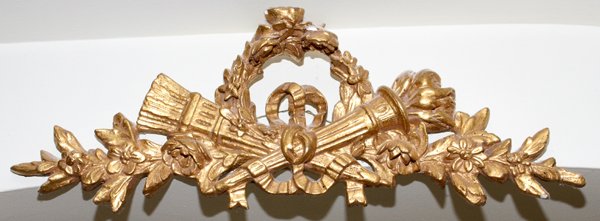 GESSO FRENCH STYLE ARCHITECTURAL DETAIL: GESSO FRENCH STYLE ARCHITECTURAL DETAIL, W 23":Wreath, bowknot quiver and horn motif. From the Estate of Anne Harnett, Grosse Pointe Park, Mi.