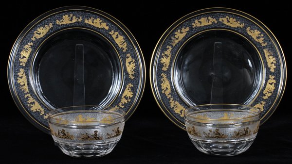 VAL ST. LAMBERT CRYSTAL FINGER BOWLS & PLATES: VAL ST. LAMBERT 'BEAUDOIN' CRYSTAL FINGER BOWLS & PLATES, 23 PCS, DIA 4 1/2"-8 1/2":Including 11 finger bowls at 4 1/2"; together with 12 dessert plates at 8 1/2". All in the 'Beaudoin' pattern, cryst
