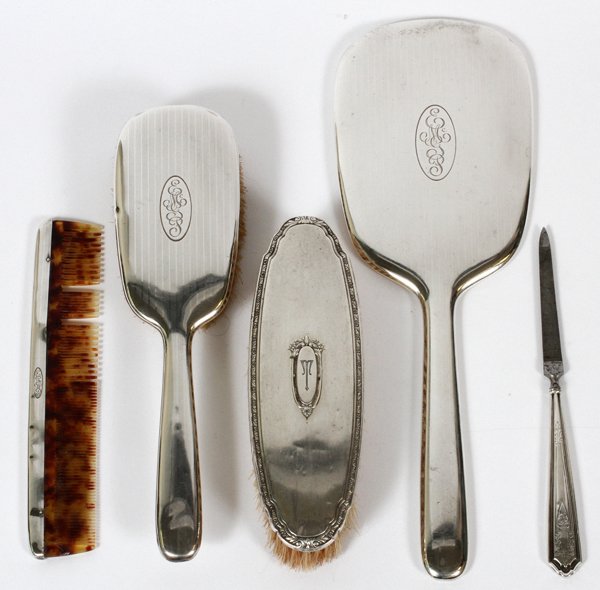 R. BLACKINTON & OTHER HAND MIRROR BRUSHES COMB5PC: R. BLACKINTON & OTHER STERLING HAND MIRROR, BRUSHES & COMB, FIVE PIECES:R. Blackinton & Co. includes 1 hair brush and 1 hand mirror, L.12 1/2", together with 1 clothes brush, 1 comb, and 1 Alvin nail