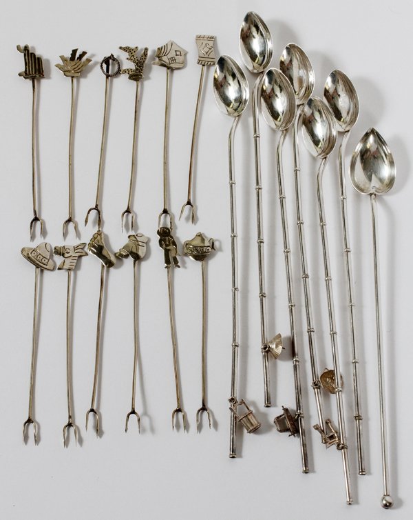 MEXICAN & GORHAM STERLING STRAW SPOONS & PICKS: MEXICAN & GORHAM STERLING STRAW SPOONS & PICKS, MID 20TH C., 19 PIECES:Including 6 Mexican .950 silver straw spoons, each with a dangling charm, and 1 Gorham sterling silver straw spoon, together with