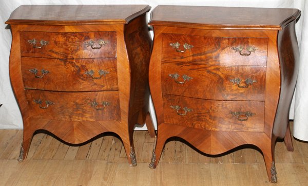FRENCH WALNUT BOMBE THREE-DRAWER COMMODES PAIR: FRENCH WALNUT BOMBE THREE-DRAWER COMMODES, PAIR, H 29", W 28", D 15":Each with three drawers, bronze pulls and ormolu.