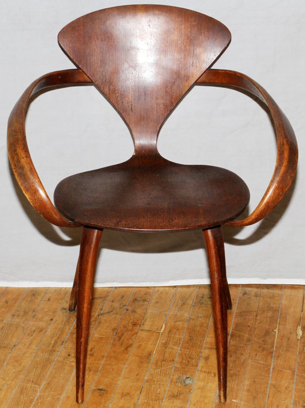 NORMAN CHERNER FOR PLYCRARFT BENTWOOD OPEN ARMCHAIR: NORMAN CHERNER FOR PLYCRARFT, BENTWOOD OPEN ARMCHAIR, H 31", W 24":Walnut plywood, shadow of oval label on underside.