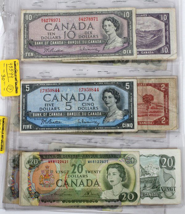 CANADIAN PAPER CURRENCY $20. $10. $5. $2.NOTES: CANADIAN PAPER CURRENCY $20. $10. $5. $2.NOTES 1954-71 (17):Twenty Dollar 1969 Paper Currency; # EC 1318543, # EC 4802754, # ED9932731, # EY 1351053, # WA 4369202, # WK 6801419, # WK 8122421, # WX 751