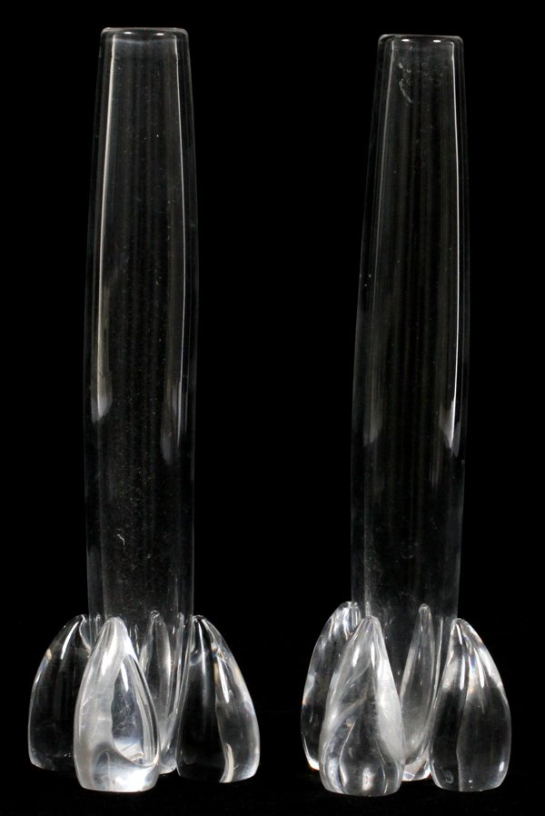 STEUBEN GLASS BUD VASES PAIR: STEUBEN GLASS BUD VASES, PAIR, H 8":Both are signed at underside. Reference: "Steuben Glass: An American Tradition in Crystal", Madigan, number 8035 (p. 262).