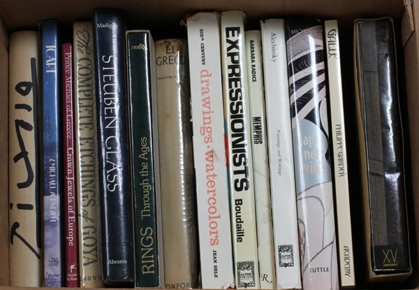 COLLECTION OF ART BOOKS 10: COLLECTION OF ART BOOKS 10:A collection of 10 oversize art books. Including books on artists such as Chagall, Paul Klee, Miro, Calder, and specific movements of the Renaissance and Dada. Also a book o