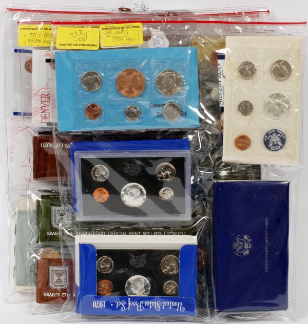 U.S. PROOF MINT & UNCIRCULATED COIN & MEDAL SETS: U.S. PROOF, MINT & UNCIRCULATED COIN & MEDAL SETS (22) +:(1) 1986-s, Proof .50c $1. Coin set, (statue of Liberty-Nation of immigrants) blue velvet Case./ - (3) U.S 1970-S, prf-coin sets with original 