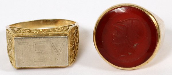 VINTAGE 14KT YELLOW GOLD GENTLEMAN'S RINGS TWO: VINTAGE 14KT YELLOW GOLD GENTLEMAN'S RINGS, TWO:Including 1 Italian 14kt yellow gold ring with engraved TEM monogram (size 11 3/4, 12 grams), and 1 14kt yellow gold ring with carnelian intaglio, stamp